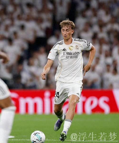 赫伊森:接到皇马邀请后毅然决然,为伯纳乌全心付出 赫伊森:接到皇马邀请后毅然决然,为伯纳乌全心付出